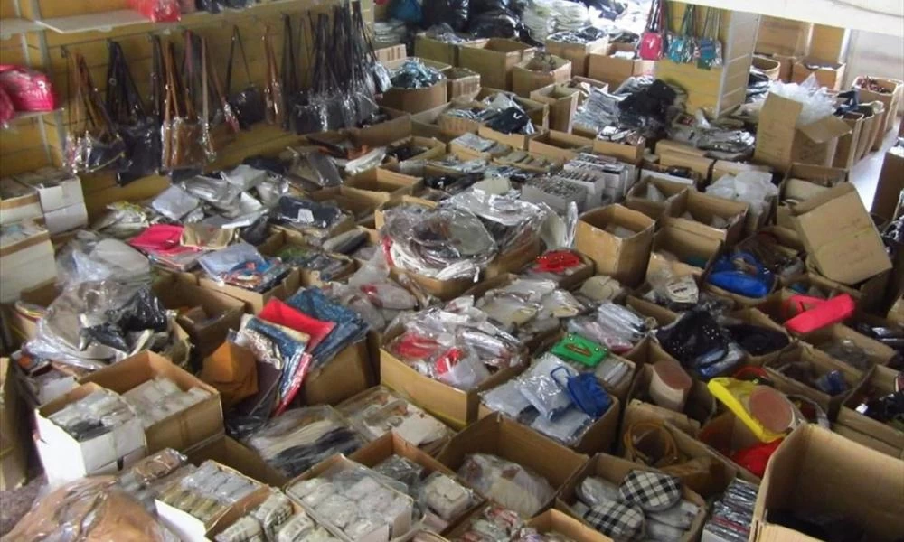 ΔΙΜΕΑ: Πρόστιμο 15.000 ευρώ σε αποθήκη στην Αθήνα για απομιμητικά προϊόντα